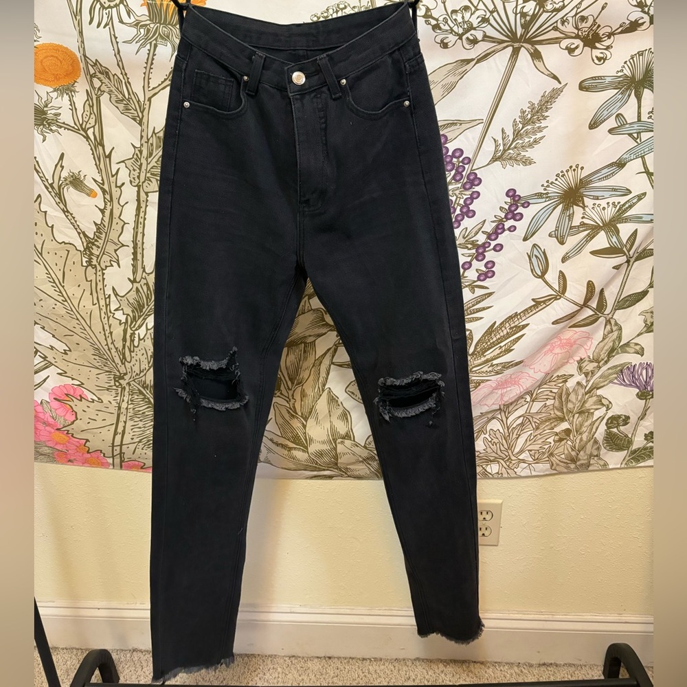 Never worn black distressed jeans!